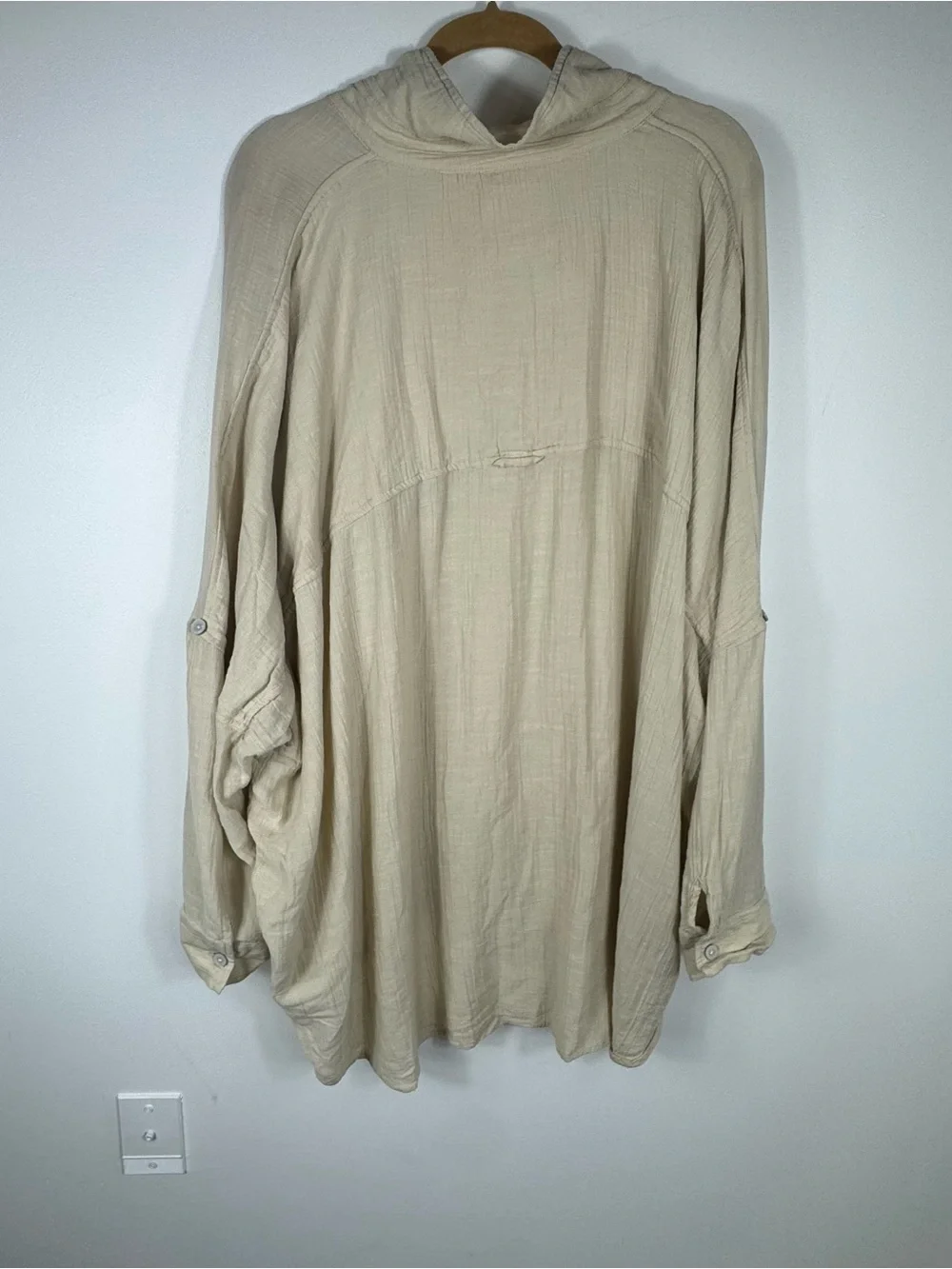 American Eagle Oversized Gauze Coverup Button Down Shirt Cream Beige Women’s XXL - Picture 7 of 7